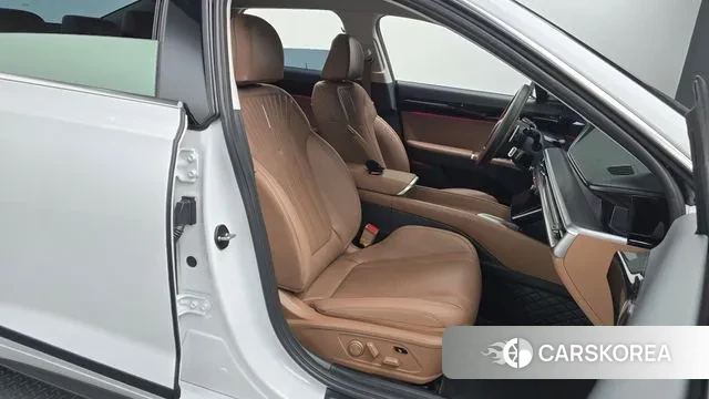 Hyundai Grandeur (GN7) id 3347373 из Кореи 20