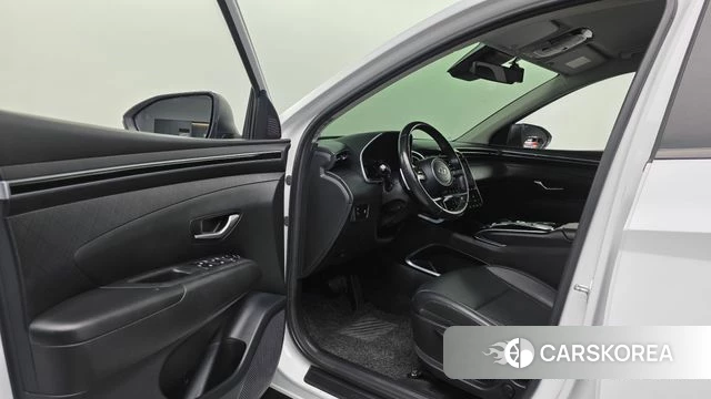 Hyundai Tucson (NX4) id 4637340 из Кореи 31