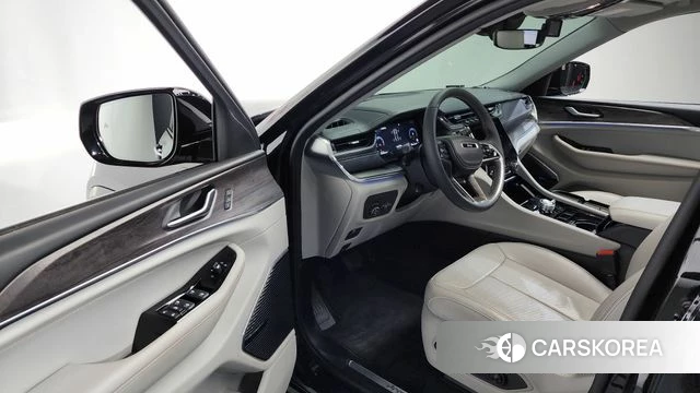 Jeep Grand Cherokee (WL) id 4186207 из Кореи 41