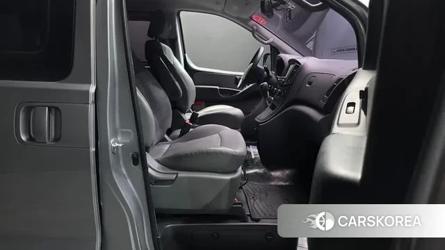 Hyundai The New Grand Starex id 3682457 из Кореи 20