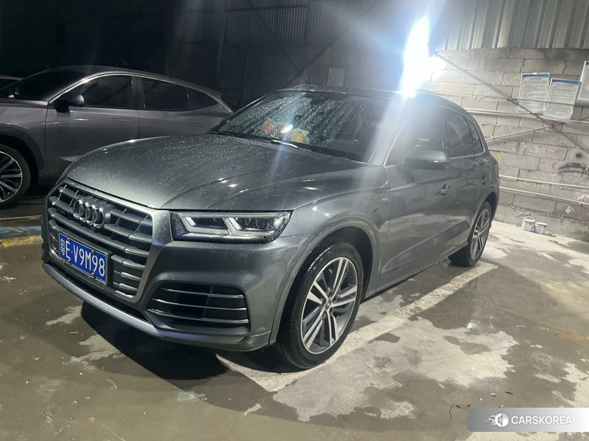 Audi Q5L id 4479350 из Китая 40