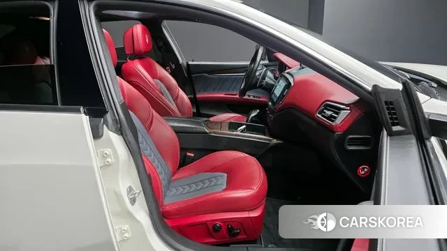 Maserati Ghibli id 3444732 из Кореи 20