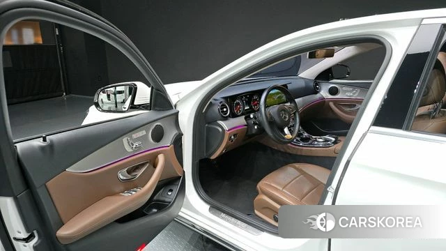 Mercedes-Benz E-Class W213 id 3853900 из Кореи 20