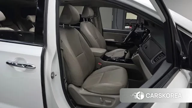 Kia The New Carnival id 3666527 из Кореи 20