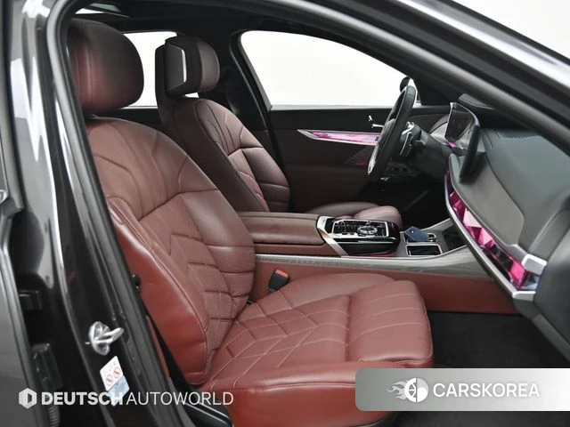 BMW 7 Series (G70) id 4705526 из Кореи 20