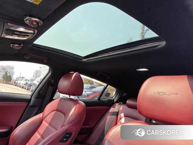 Kia Stinger id 3808264 из Кореи 18