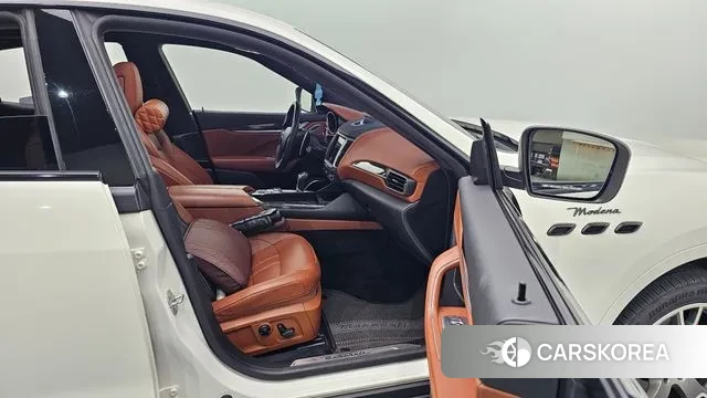 Maserati Levante id 3065990 из Кореи 20