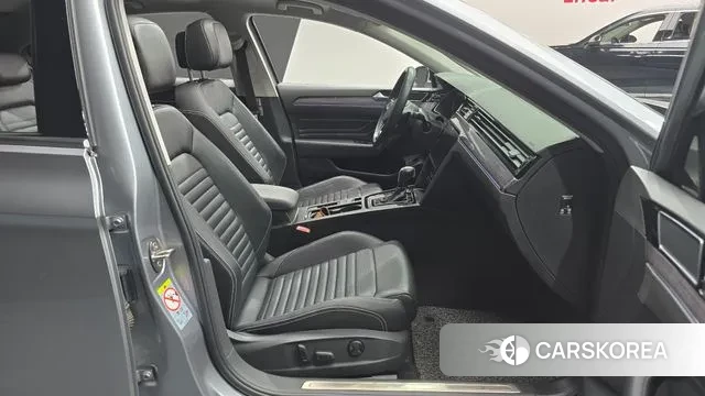 Volkswagen Passat GT (B8) id 3318346 из Кореи 20