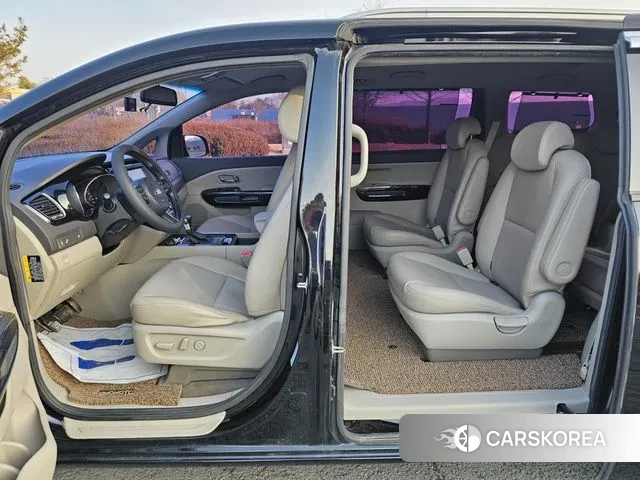 Kia All New Carnival id 3651972 из Кореи 20