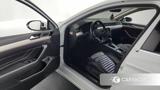 Volkswagen Passat GT (B8) id 3910252 из Кореи 20