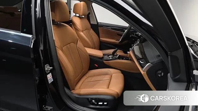 BMW 5 Series (G30) id 3524090 из Кореи 20