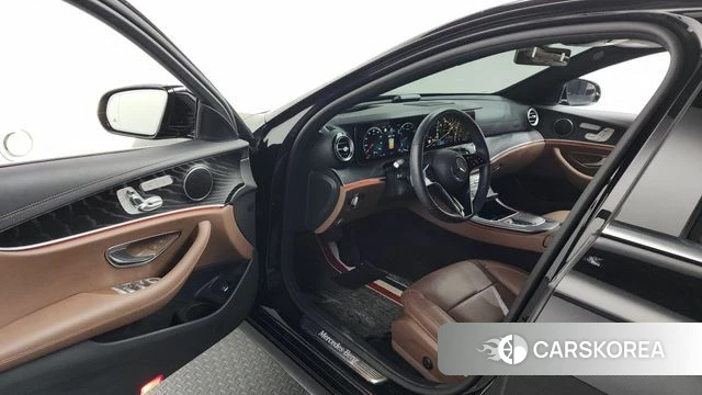 Mercedes-Benz E-Class W213 id 4308639 из Кореи 35