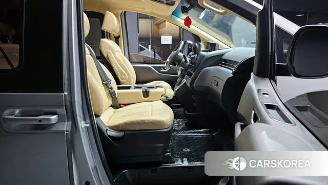 Hyundai Staria id 3596411 из Кореи 20