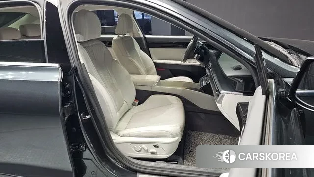 Hyundai Grandeur Hybrid (GN7) id 3701479 из Кореи 20