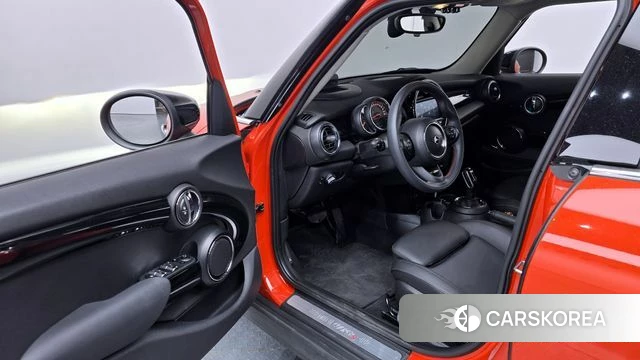 Mini Cooper S id 4224984 из Кореи 31