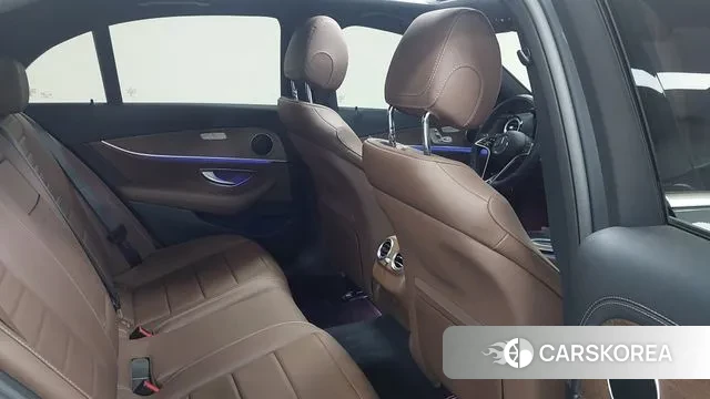Mercedes-Benz E-Class W213 id 3639777 из Кореи 20