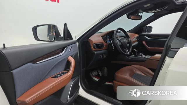 Maserati Levante id 4188647 из Кореи 20