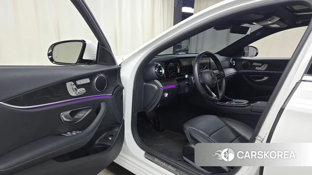 Mercedes-Benz E-Class W213 id 4523643 из Кореи 31