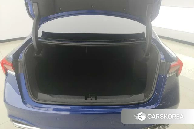 Buick Lacrosse id 4208219 из Китая 16