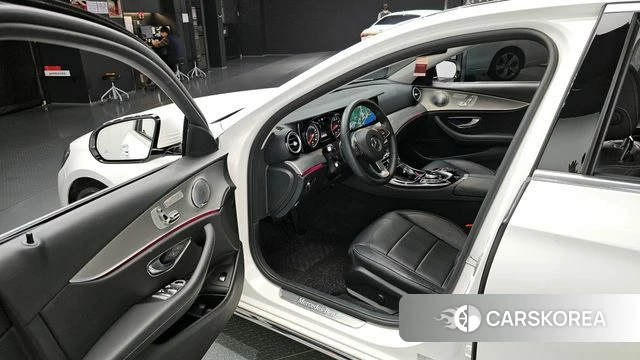 Mercedes-Benz E-Class W213 id 4020622 из Кореи 20