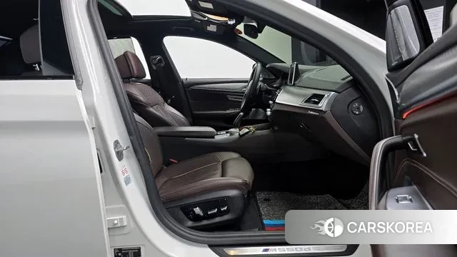 BMW 5 Series (G30) id 3754029 из Кореи 20