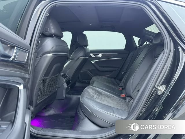 Audi A6L id 4271392 из Китая 10