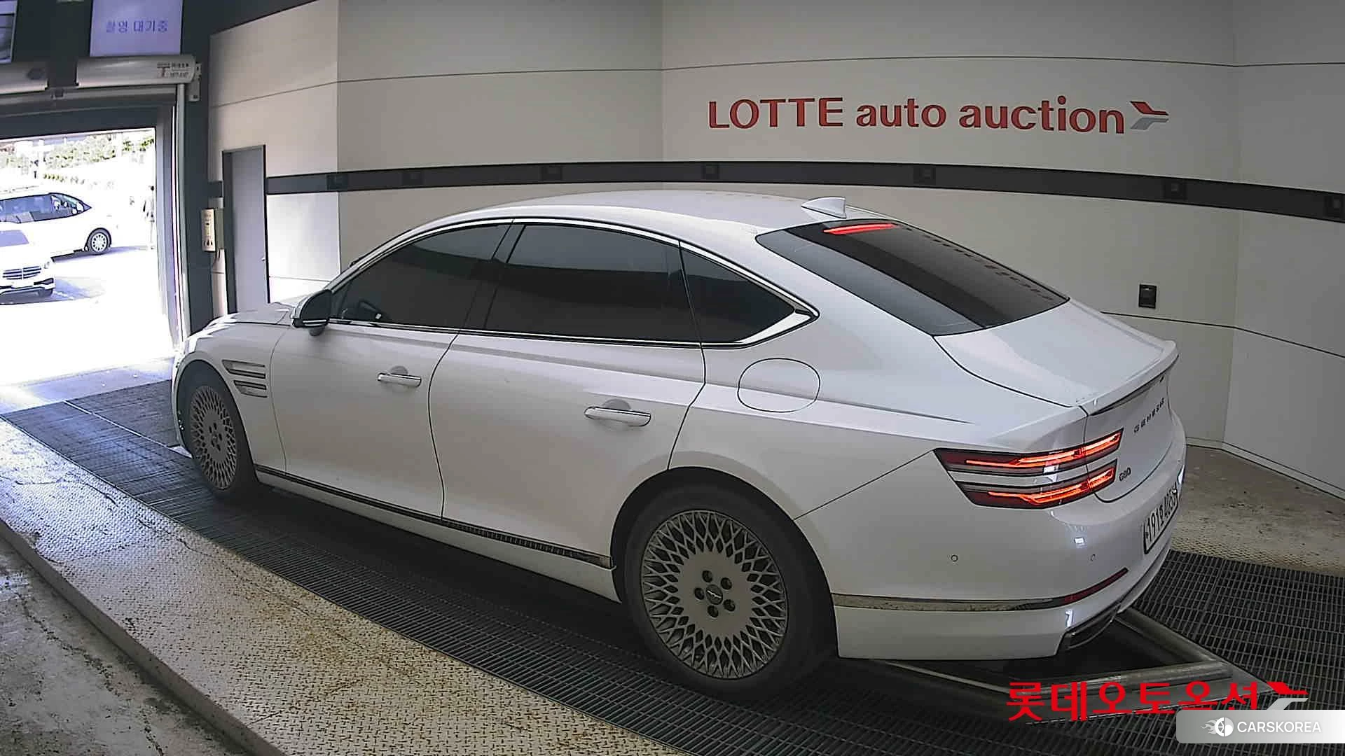 Hyundai G80 id 4902483 из Кореи 37