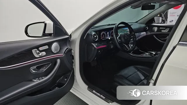 Mercedes-Benz E-Class W213 id 2999812 из Кореи 20