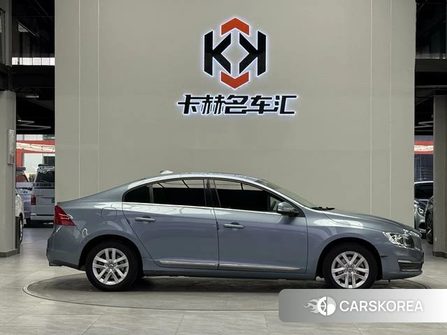 Volvo S60 id 4209017 из Китая 17