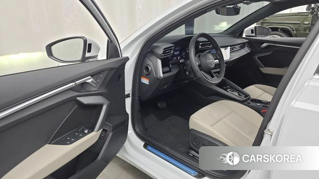Audi A3 (8Y) id 4533122 из Кореи 31