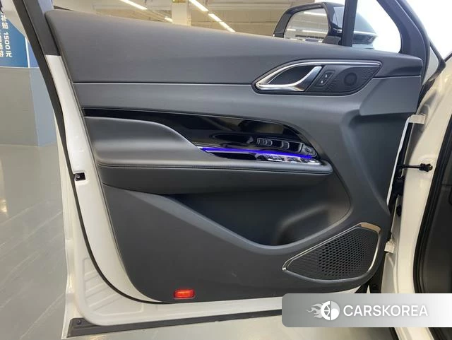 Red flag HS3 PHEV id 4240940 из Китая 17
