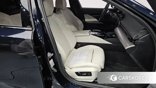 BMW 5 Series (G60) id 3467085 из Кореи 20