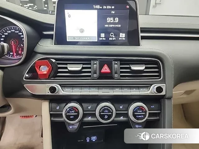 Genesis G70 id 3713970 из Кореи 18