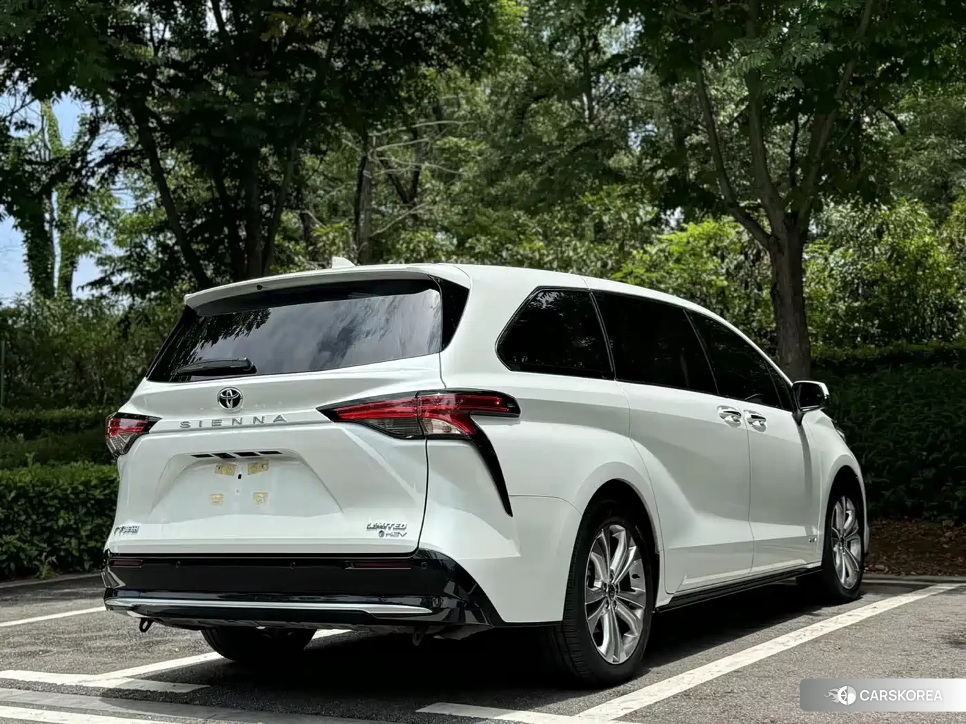 Toyota Sienna id 4548176 из Китая 11