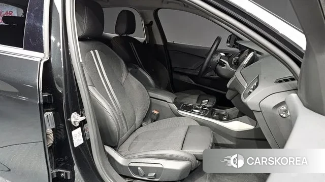 BMW 1 Series (F40) id 3747649 из Кореи 20