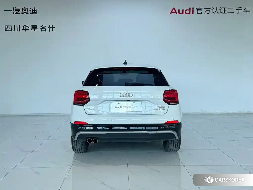Audi Q2L id 4674416 из Китая 18
