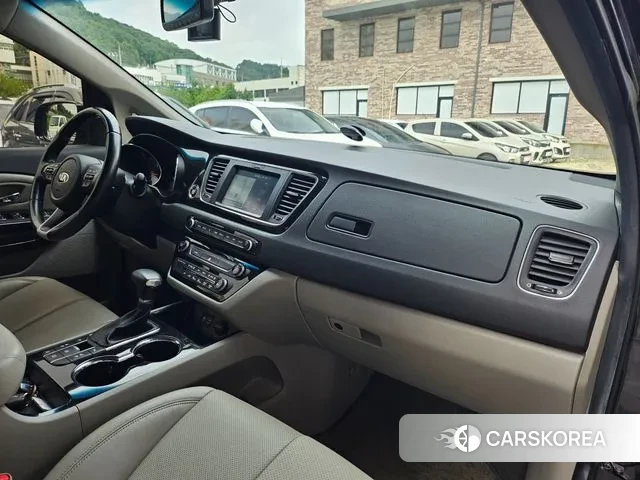 Kia The New Carnival id 3098273 из Кореи 20