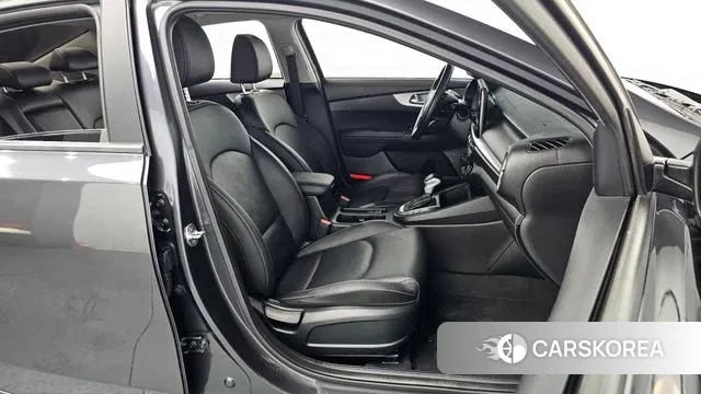 Kia The New K3 2nd generation id 3685602 из Кореи 20