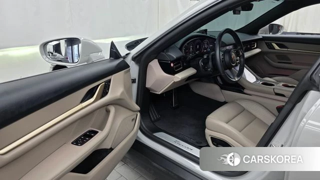 Porsche Taycan id 4623191 из Кореи 36