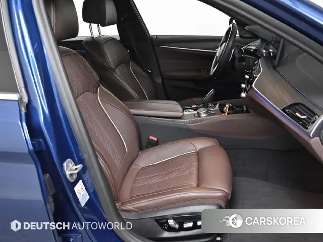 BMW 5 Series (G30) id 3708325 из Кореи 20