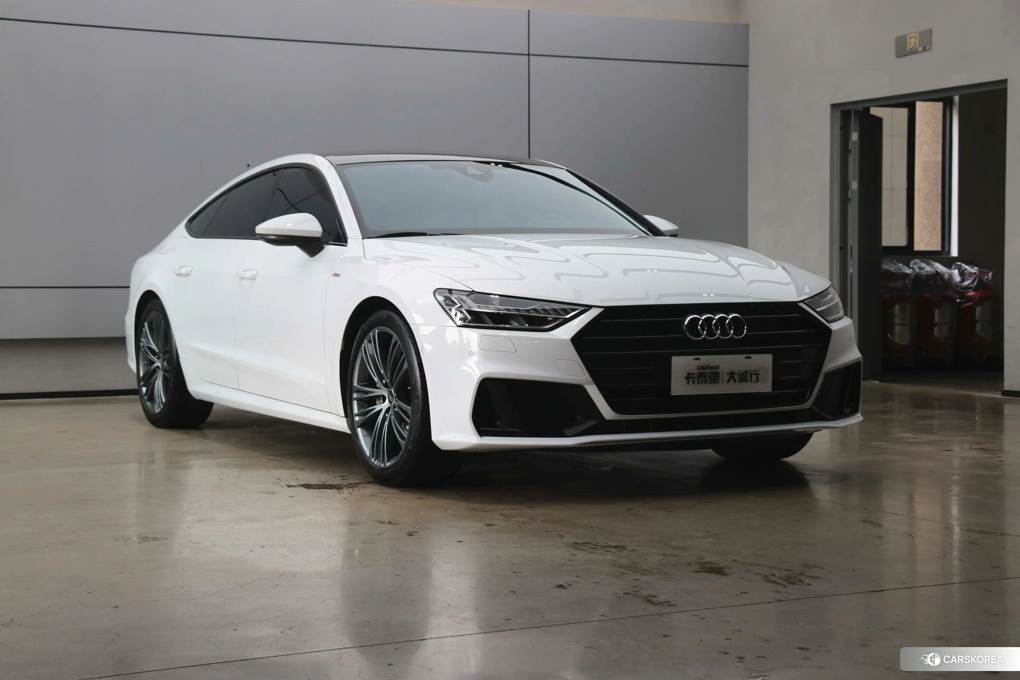 Audi A7 id 4510825 из Китая 32