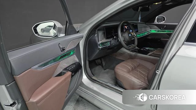 BMW 7 Series (G70) id 4194809 из Кореи 35