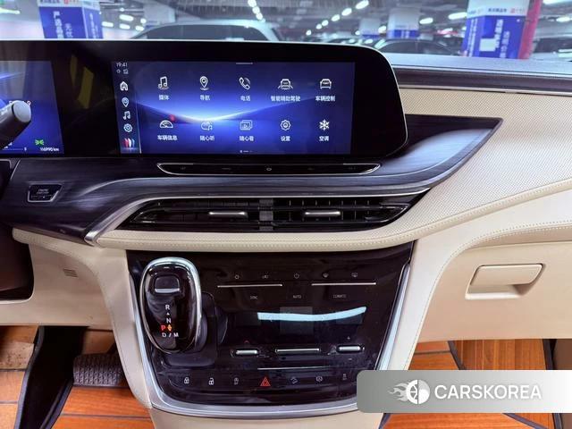 Buick GL8 id 3939511 из Китая 39