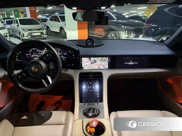 Porsche Taycan id 3519345 из Кореи 20