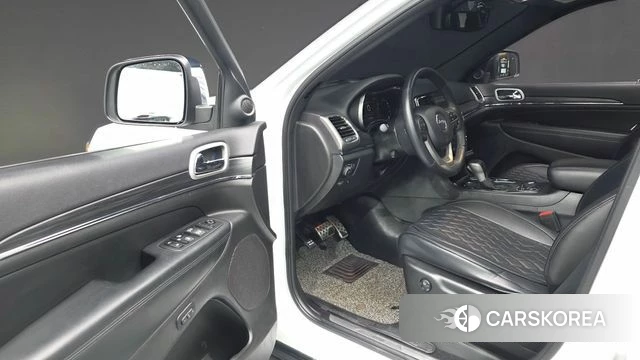 Jeep Grand Cherokee id 4865169 из Кореи 33
