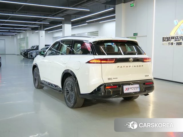 Nissan Exploring the land id 4279392 из Китая 19