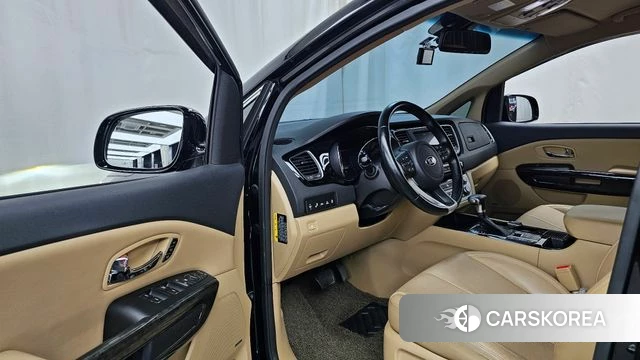 Kia The New Carnival id 4633080 из Кореи 31