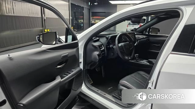 Lexus UX250h id 4442947 из Кореи 20