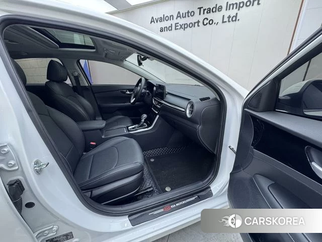 Kia K3 id 4259541 из Китая 23