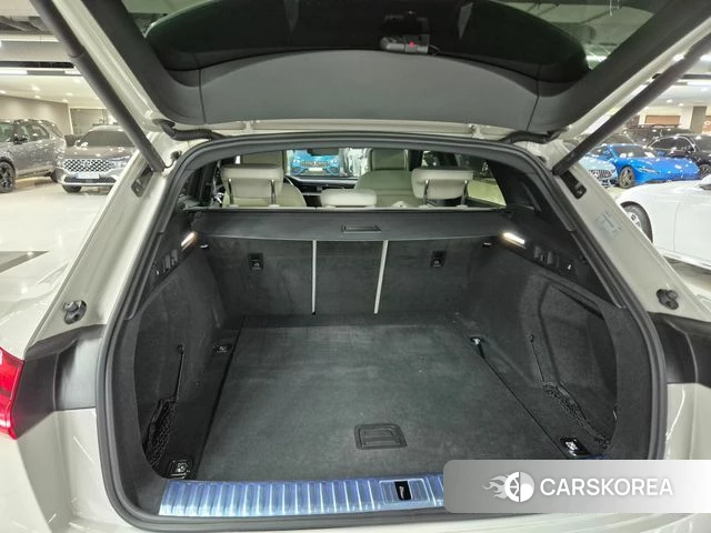 Audi e-Tron id 3818572 из Кореи 10